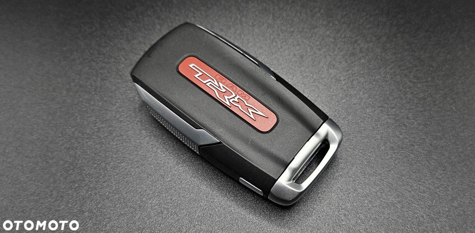 Kluczyk samochodowy Smart Key Usa Oe Ram 1500 Trx - 1