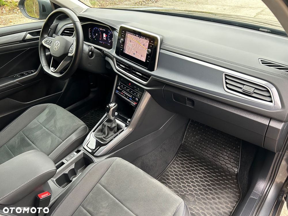 Volkswagen T-Roc 1.5 TSI Style DSG - 21