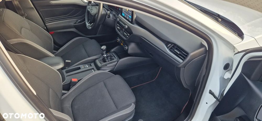 Ford Focus 1.5 EcoBlue Connected - 8