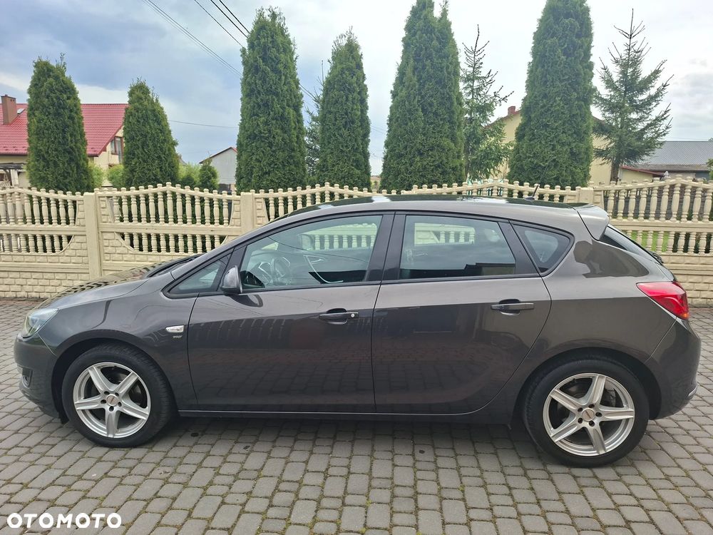 Opel Astra 1.6 Exklusiv - 5