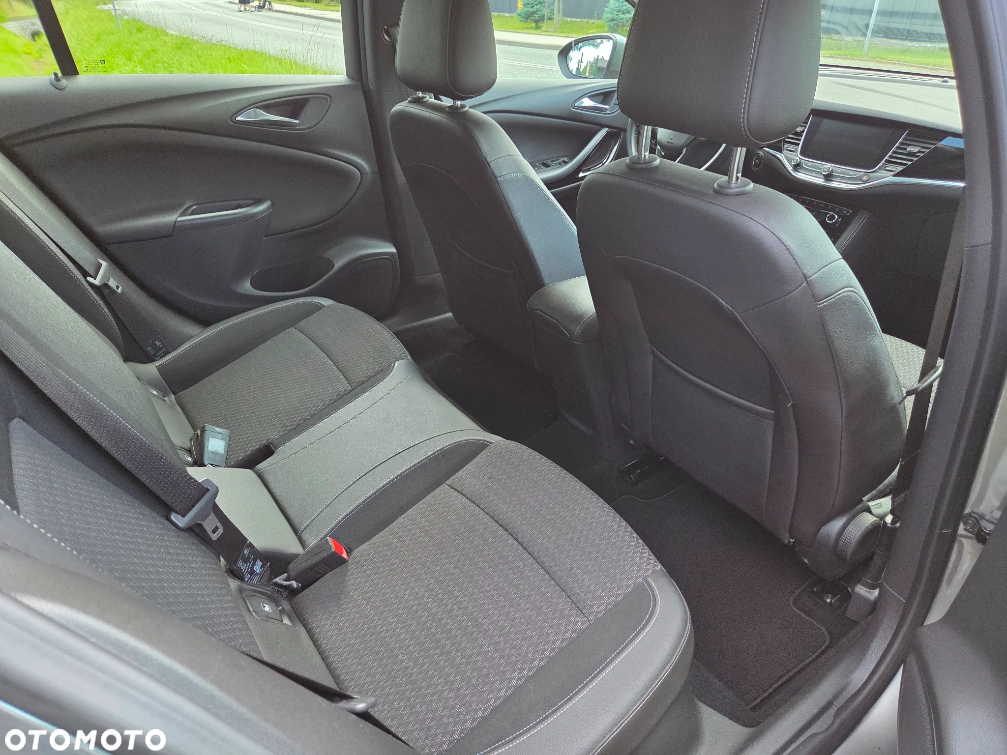 Opel Astra 1.4 Turbo Innovation - 18