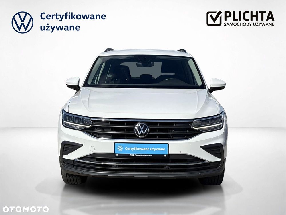 Volkswagen Tiguan - 9