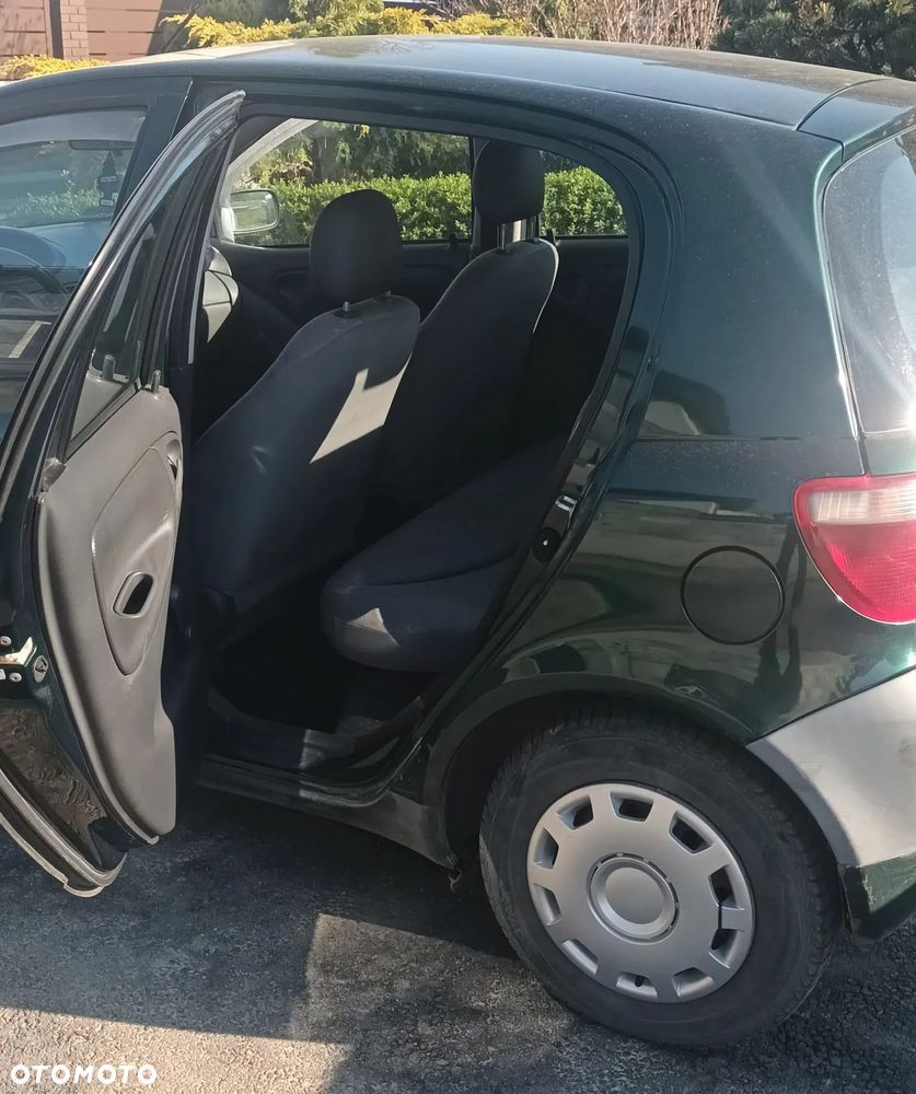 Toyota Yaris 1.0 Pak1 - 3