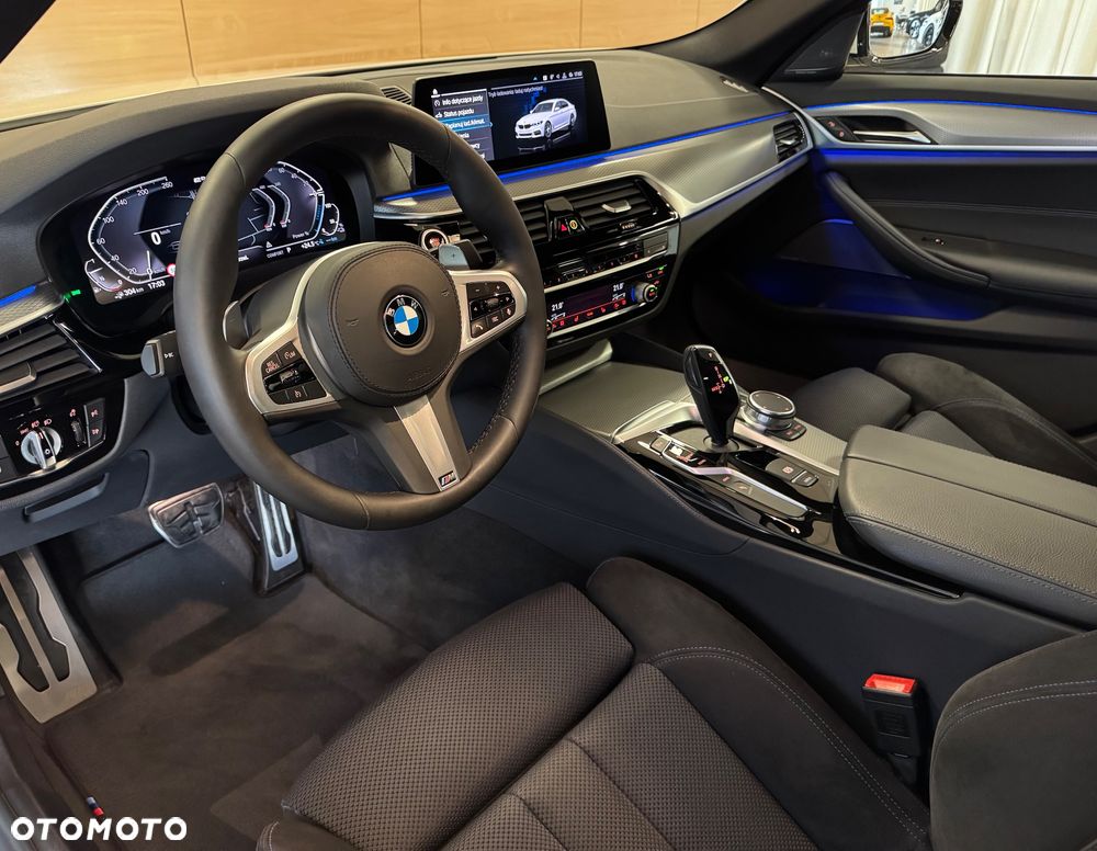 BMW Seria 5 530e iPerformance xDrive M Sport sport - 7