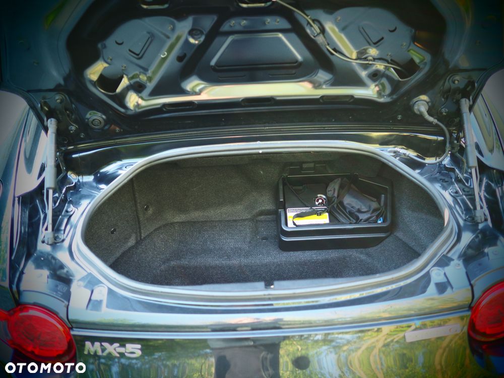 Mazda MX-5 RF SKYACTIV-G 2.0 Homura - 21