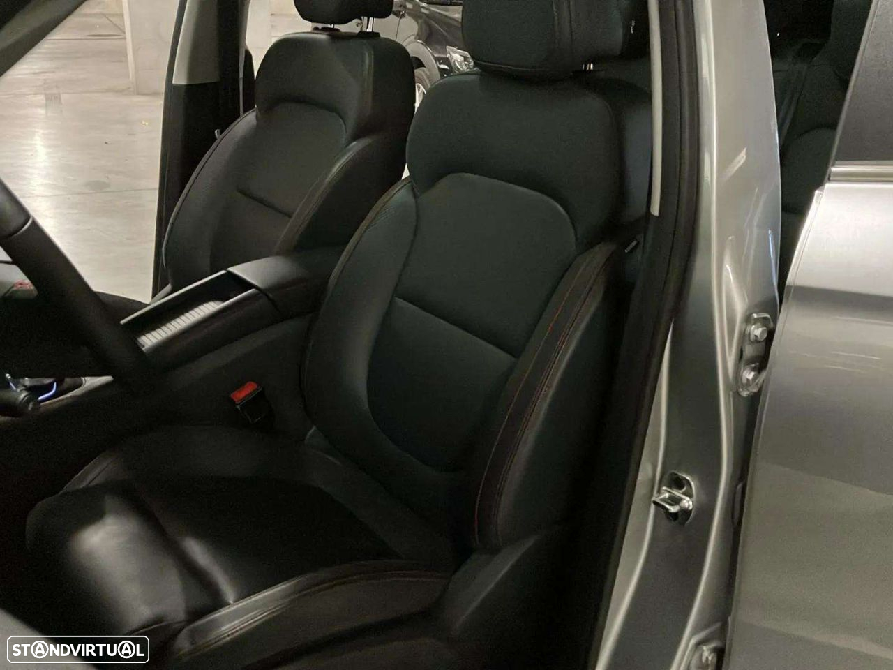 MG ZS - 13