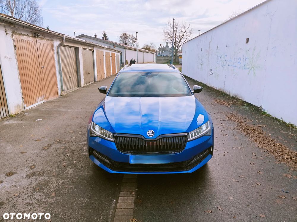 Skoda Superb 2.0 TDI SCR Sportline DSG - 1