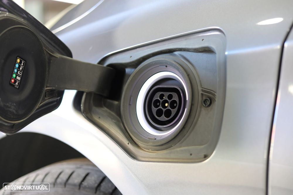 BMW 225xe Active Tourer Advantage - 25