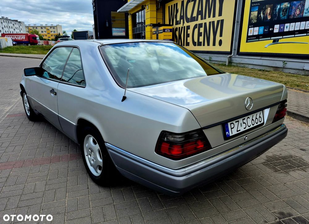 Mercedes-Benz Klasa E - 4