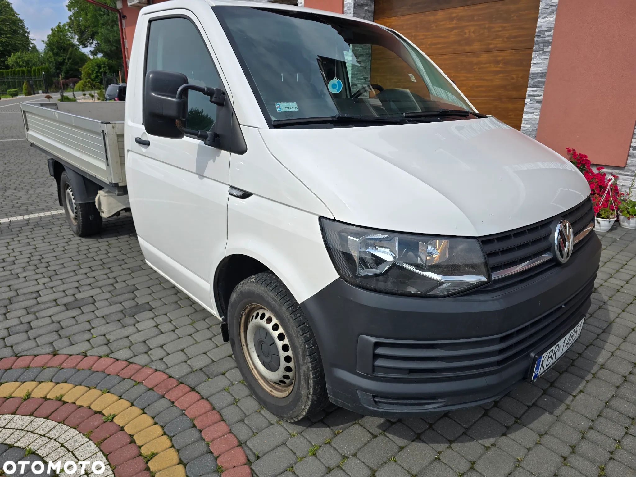 Volkswagen Transporter - 1