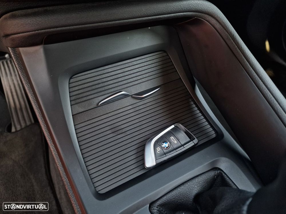 BMW X1 16 d sDrive Advantage - 31