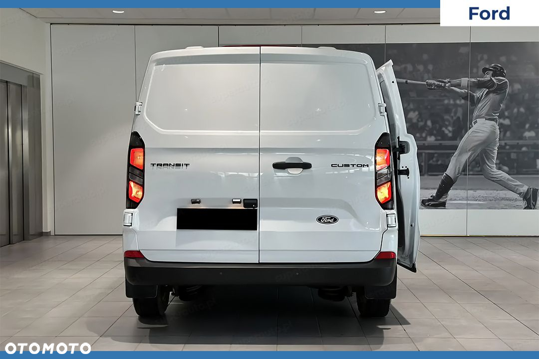 Ford Transit Custom L2H1 320 Trend A8 2.0 136KM - 6