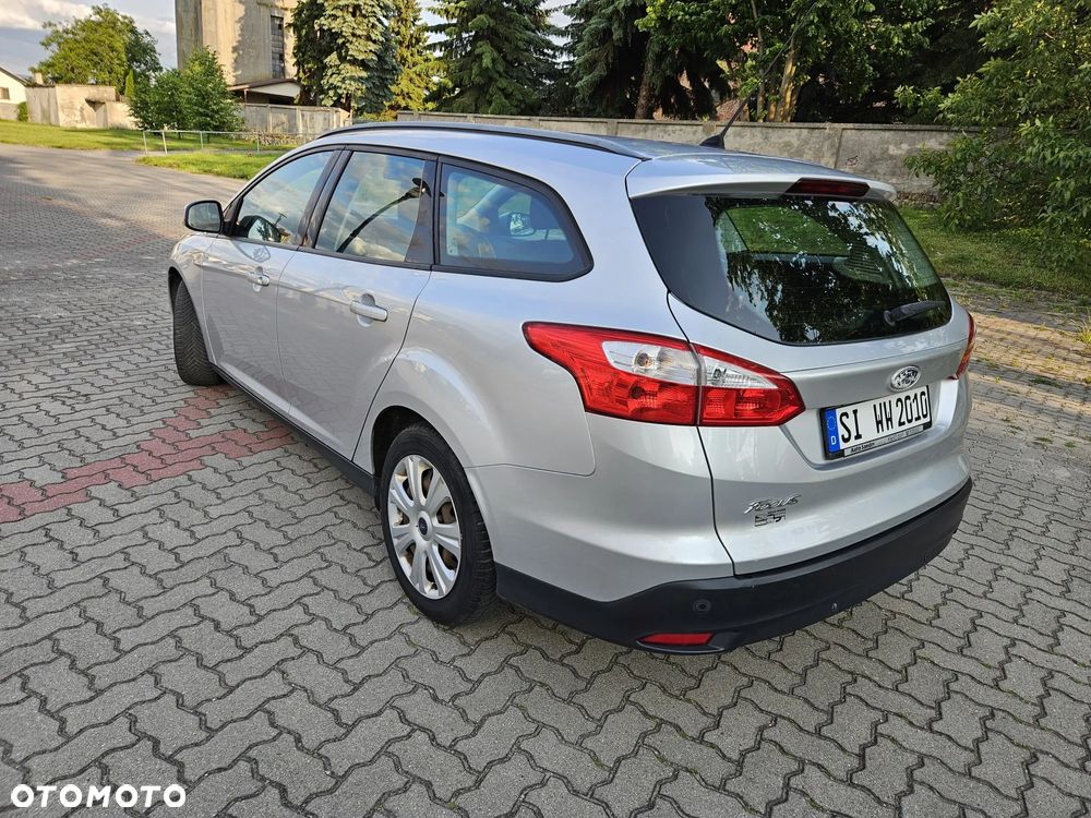 Ford Focus 1.6 Edition - 4