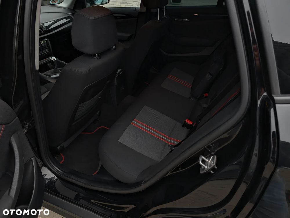 BMW X1 xDrive18d Sport Line - 20