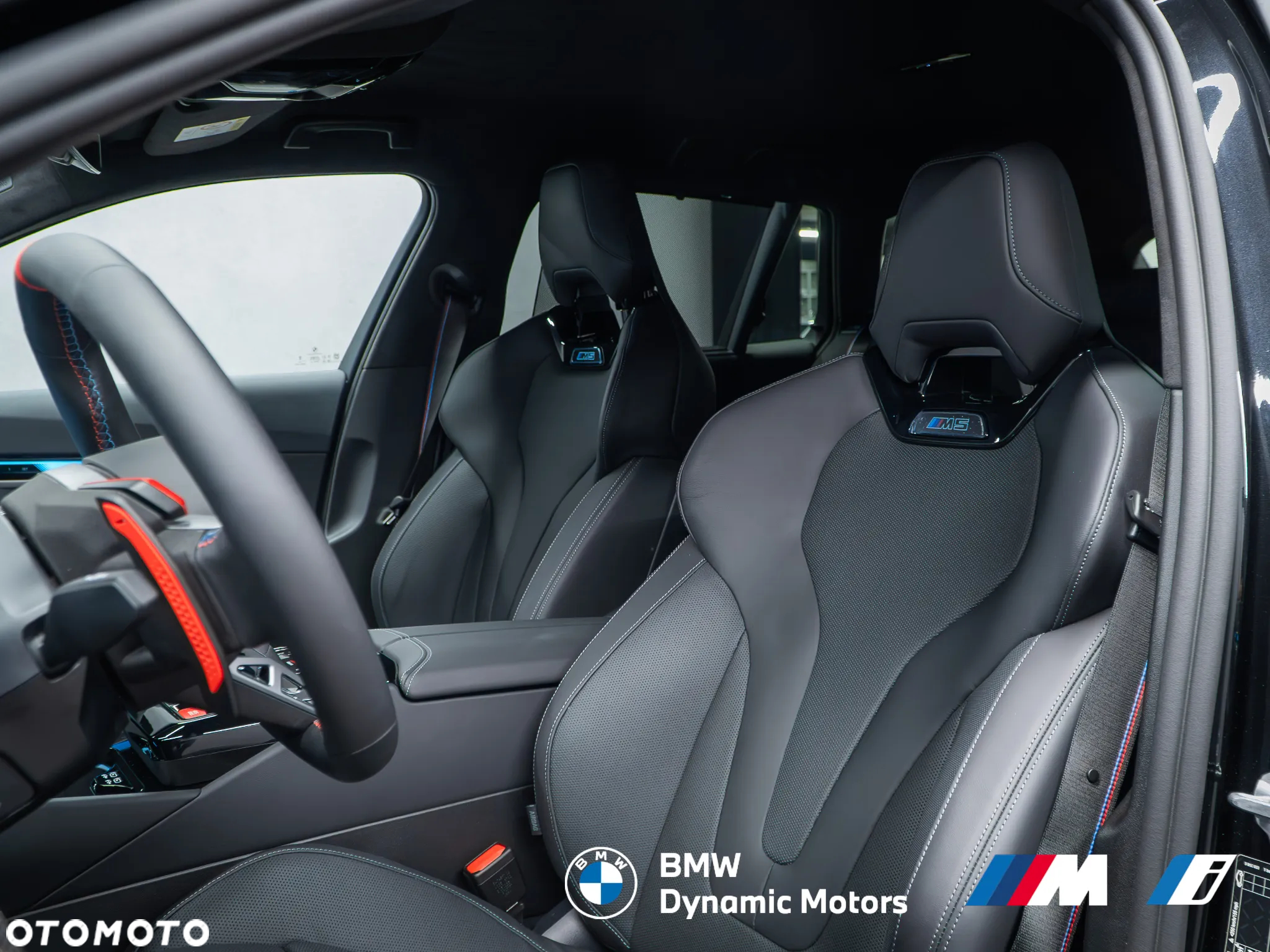 BMW M5 xDrive Touring - 15