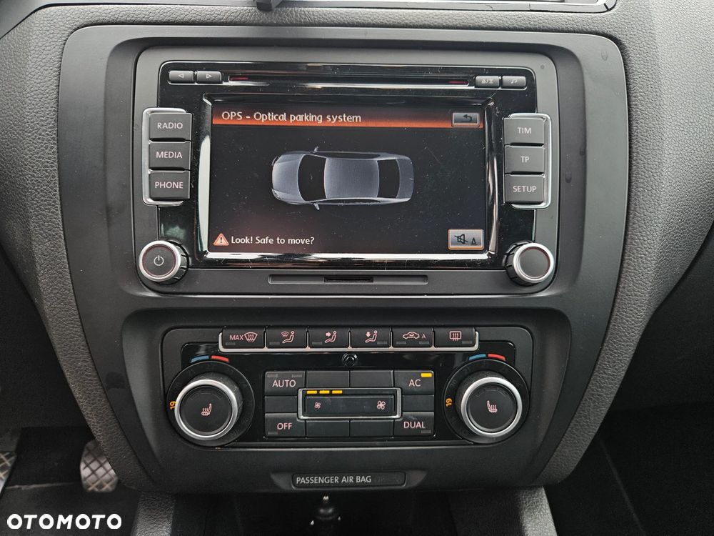 Volkswagen Jetta 1.6 TDI DPF Highline - 20