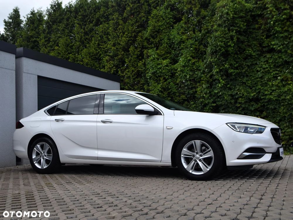 Opel Insignia 1.5 T Elite S&S - 30