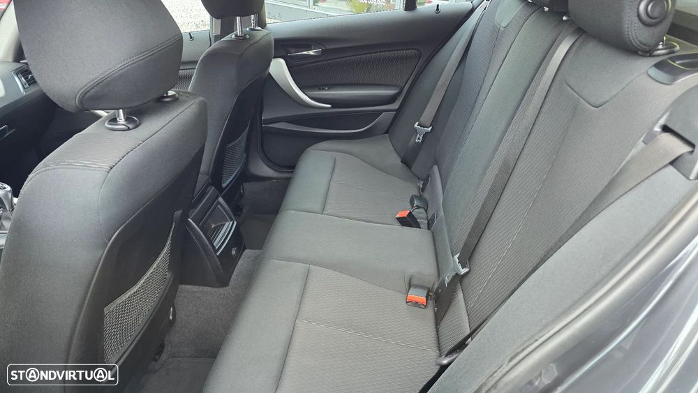 BMW 116 d EDynamics Advantage - 17