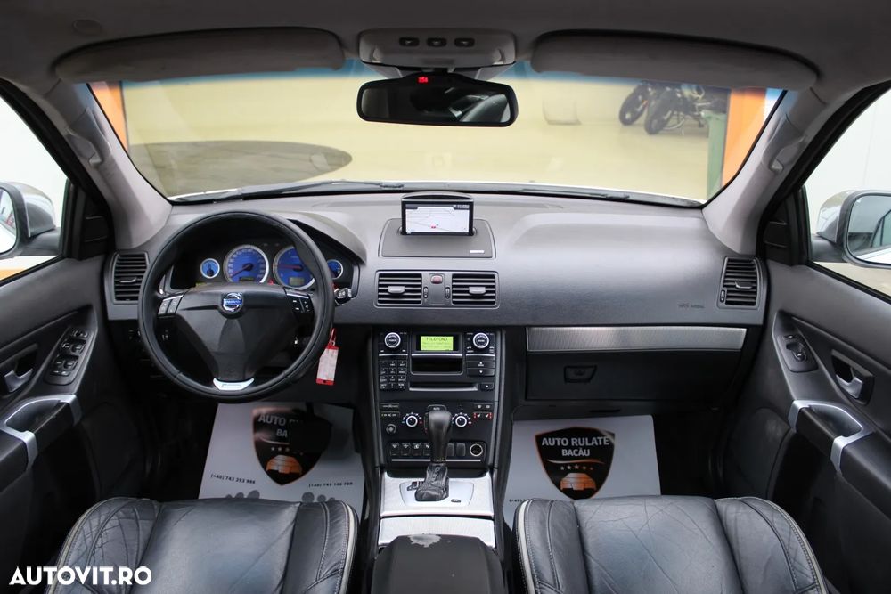 Volvo XC 90 D5 AWD Rdesign - 8