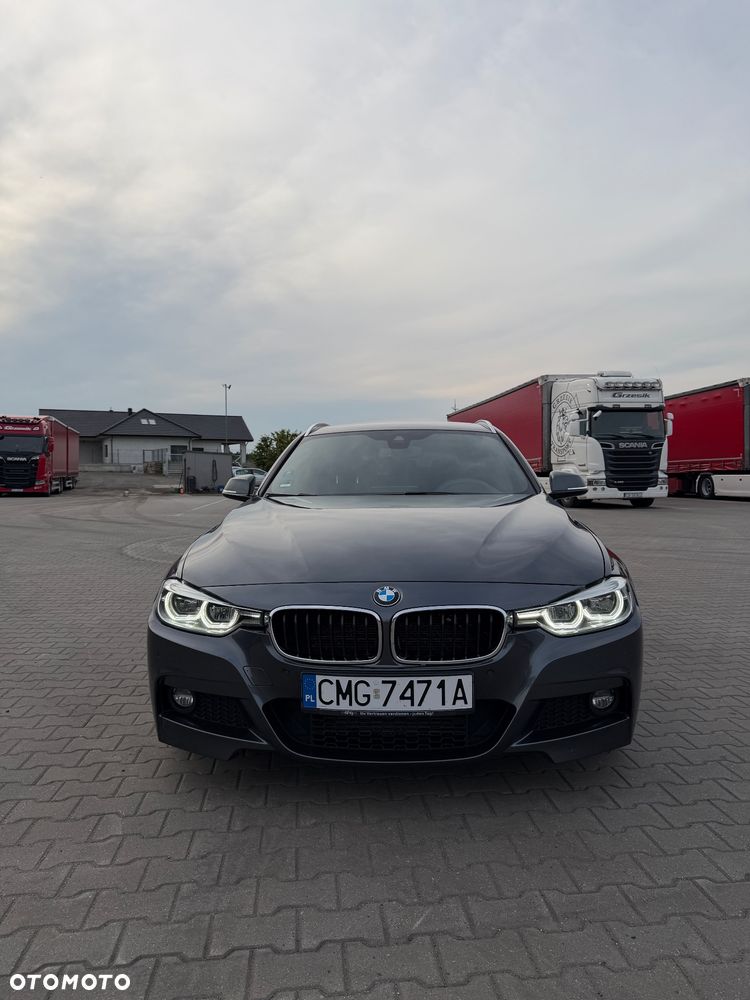 BMW Seria 3 320d M Sport - 2