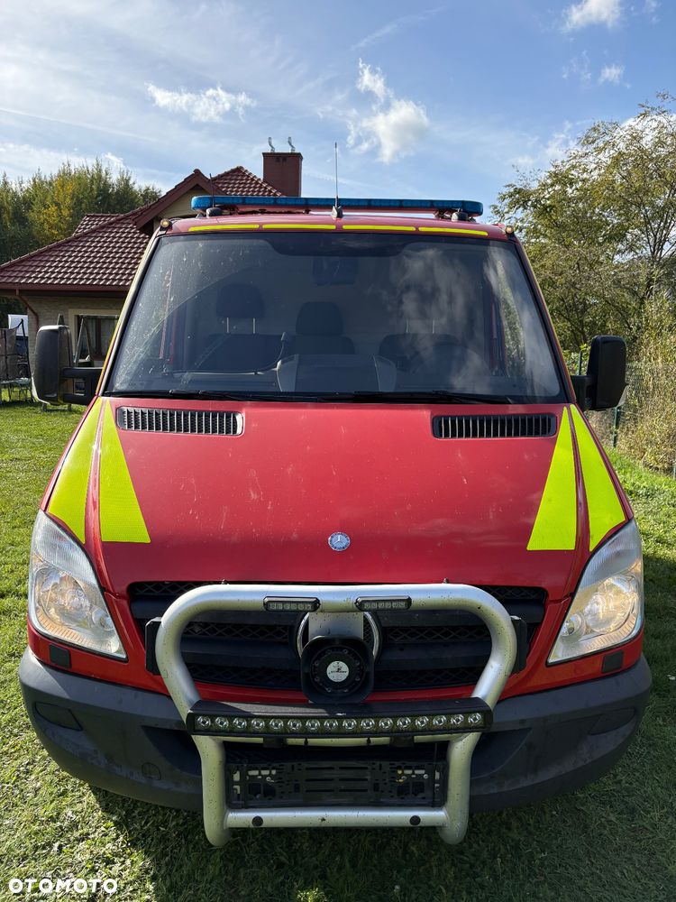 Mercedes-Benz Sprinter - 4