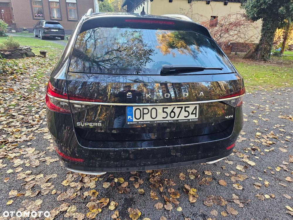 Skoda Superb 2.0 TDI SCR 4x4 L&K DSG - 3