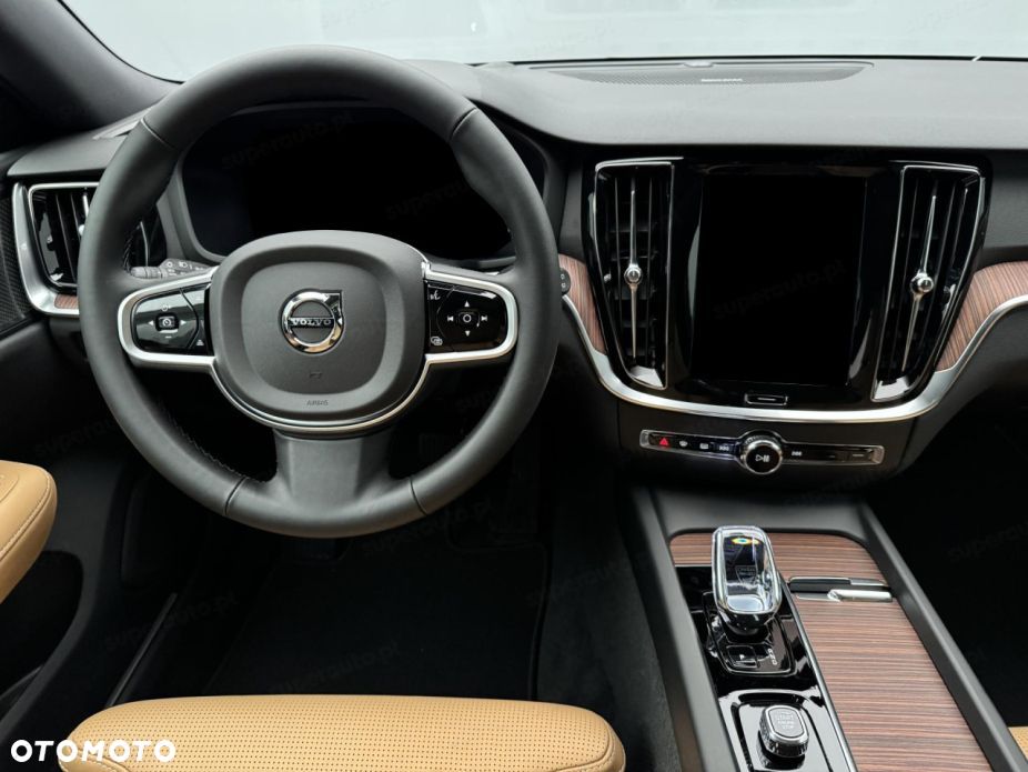 Volvo V60 B4 B Ultra Dark - 9