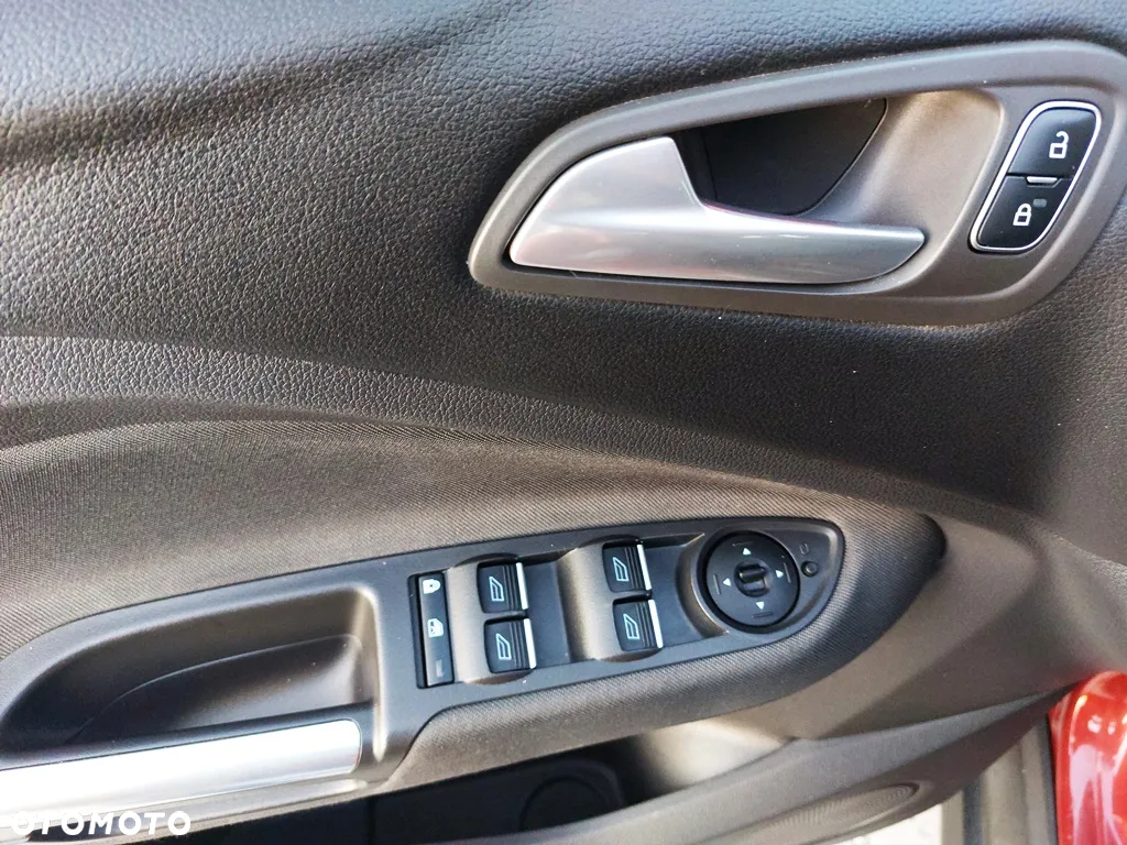 Ford C-MAX 1.5 TDCi Titanium - 15
