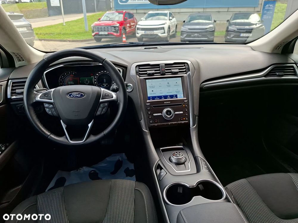 Ford Mondeo 2.0 EcoBlue Titanium - 25