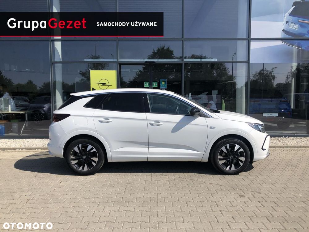 Opel Grandland 1.2 T Business Edition S&S - 3