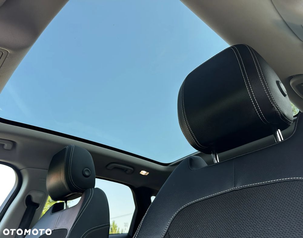 Jaguar F-Pace 20d R-Sport - 24