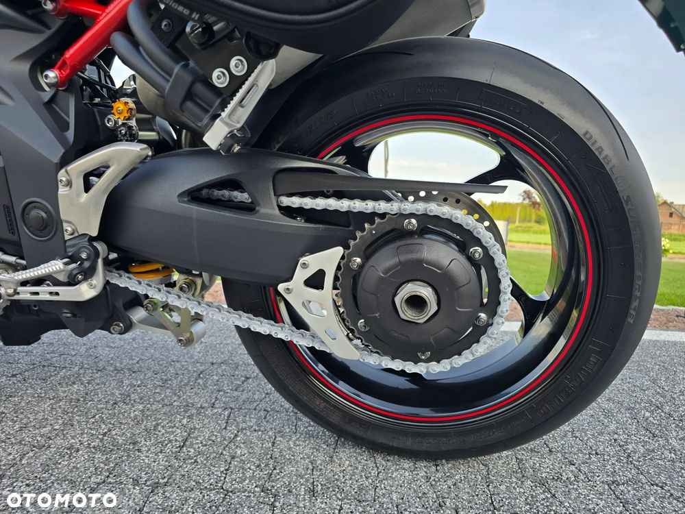 Triumph Speed Triple - 28