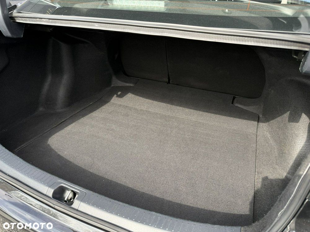 Toyota Corolla 1.5 Comfort - 33