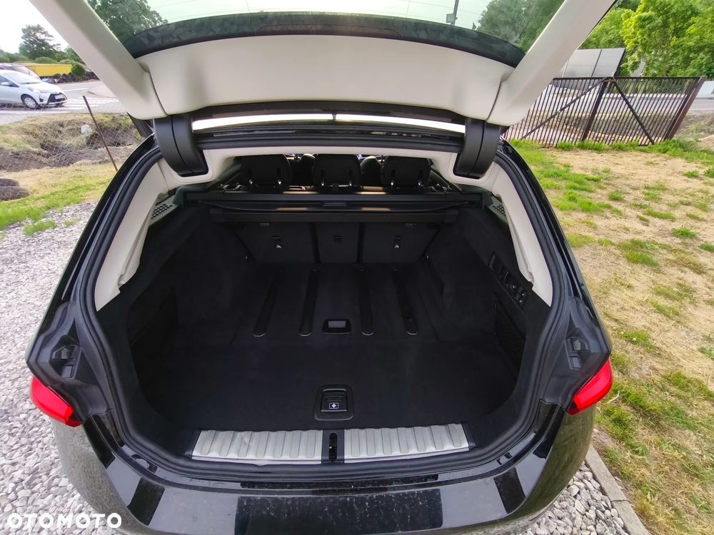 BMW Seria 3 - 12