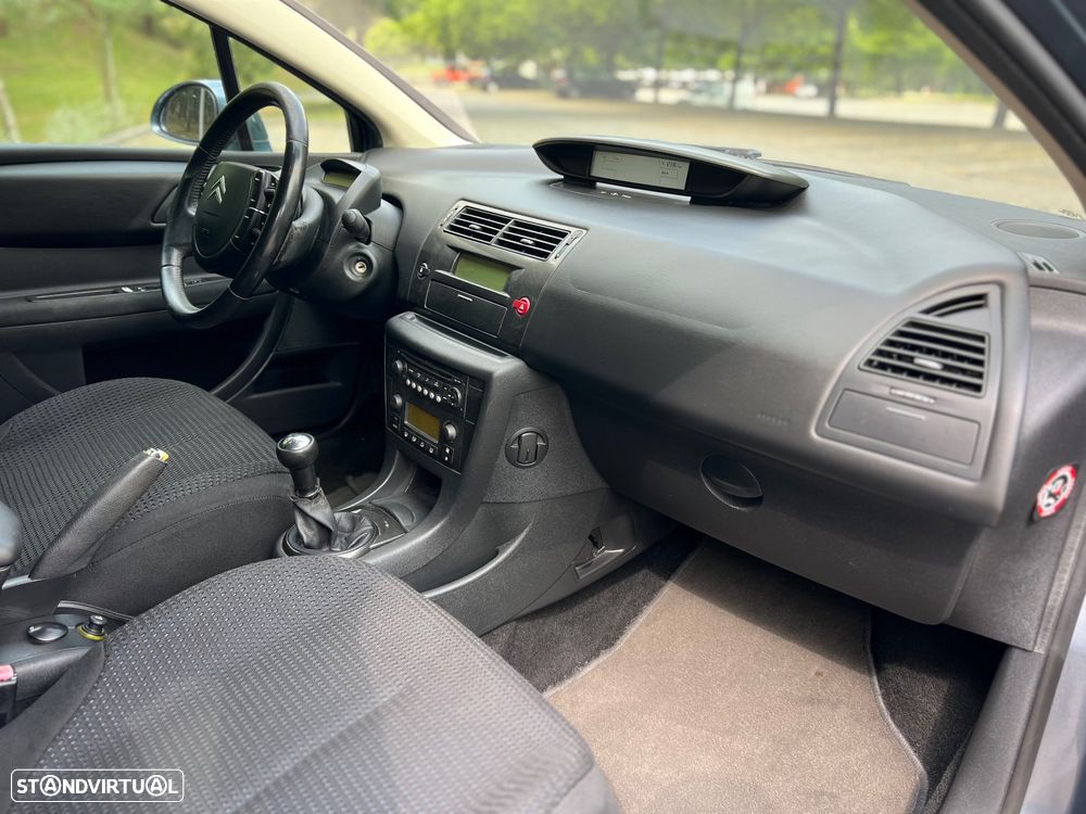 Citroën C4 1.4 16V VTR Pack - 12