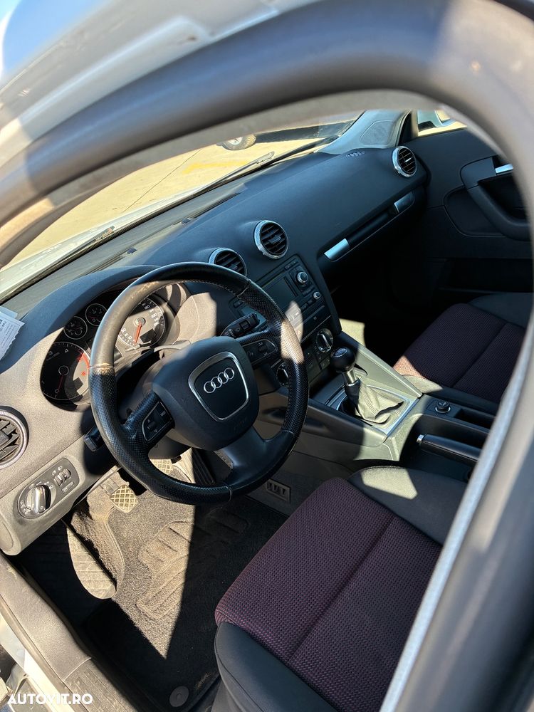 Audi A3 2.0 TDI Sportback Attraction - 7