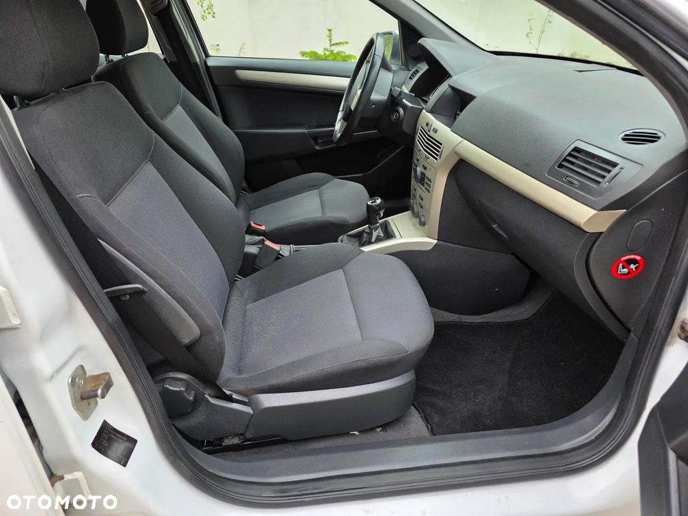 Opel Astra 1.4 Edition - 4