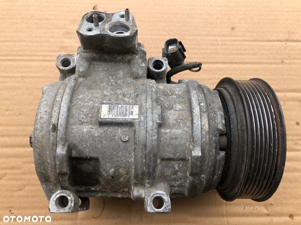 Kompresor klimatyzacji RANGE ROVER P38 V8 - 1