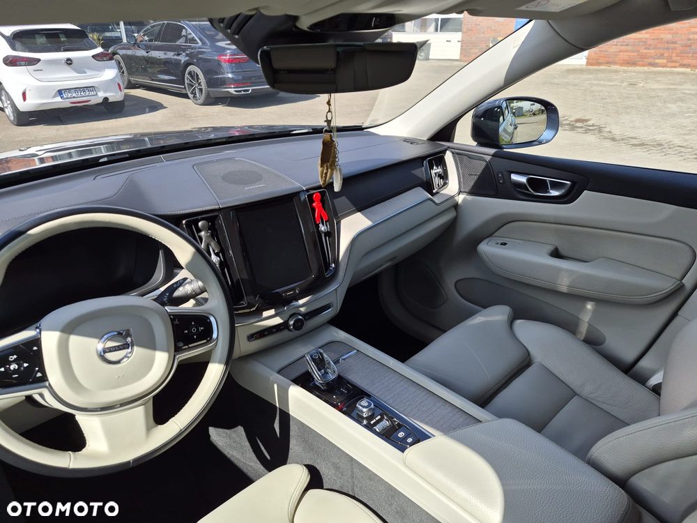 Volvo XC 60 B4 B Inscription - 6