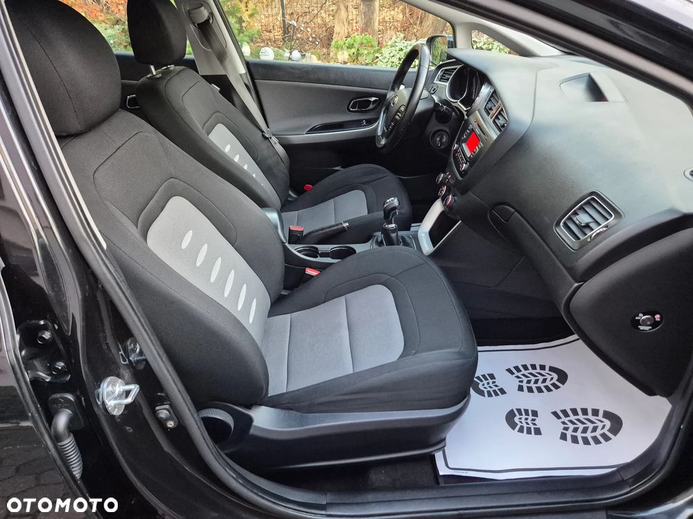 Kia Ceed 1.6 GDI Edition 7 - 22
