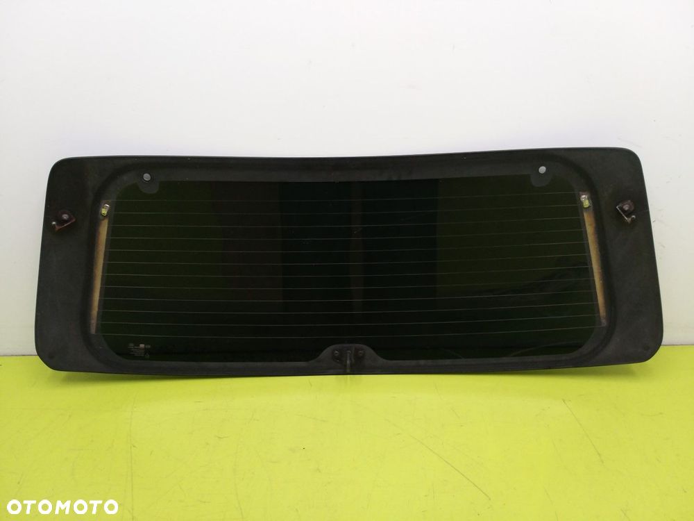 Szyba tylna tył W KLAPĘ UCHYLNA OTWIERANA GRZANA KIA SORENTO I 2002-2009 - 3