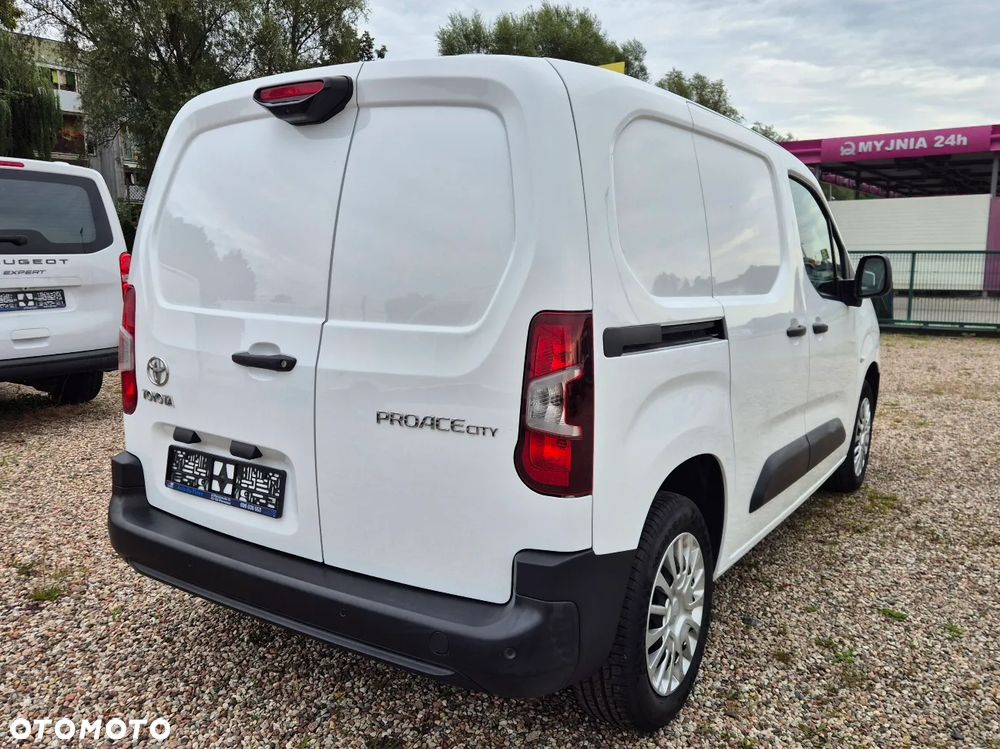 Toyota Proace City }{ Automat }{ 130KM }{ FV VAT }{ 2x drzwi przesuwne }{ Webasto } - 9