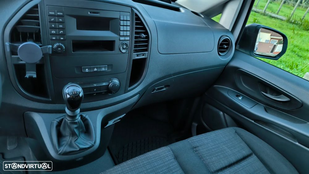 Mercedes-Benz Vito 114, caixa fechada térmica com ar condicionado - 21