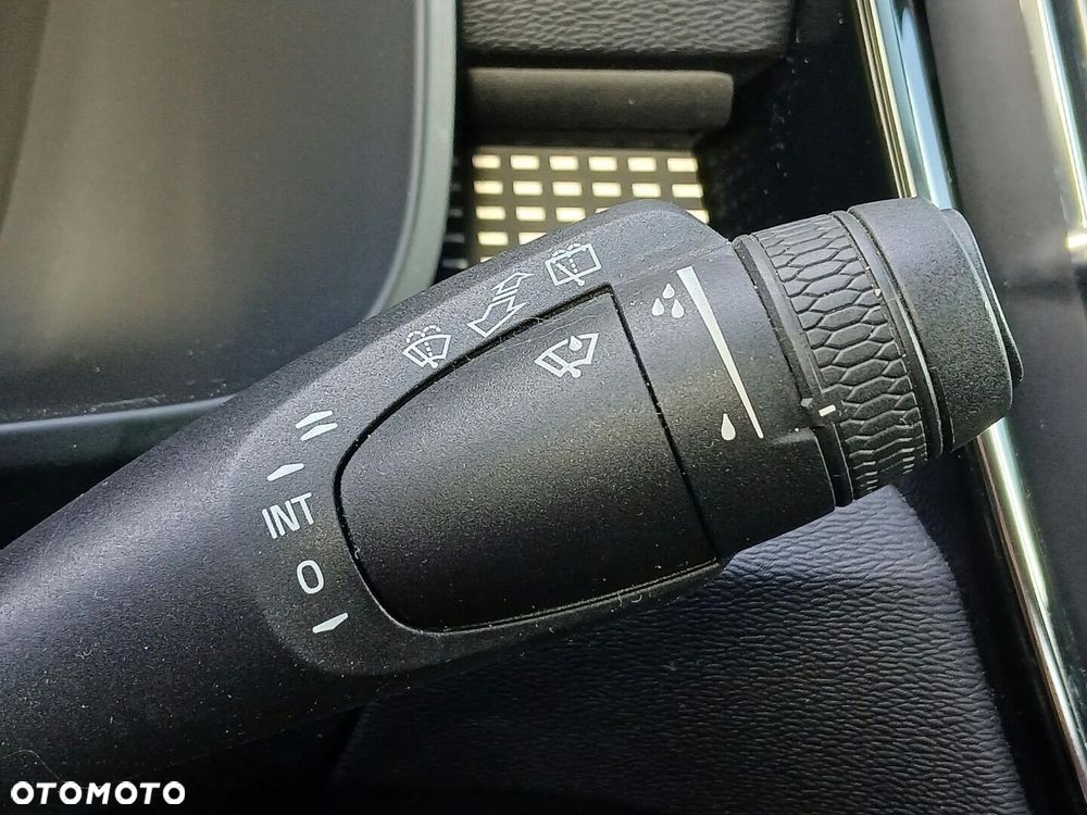 Volvo XC 40 T5 AWD R-Design - 32