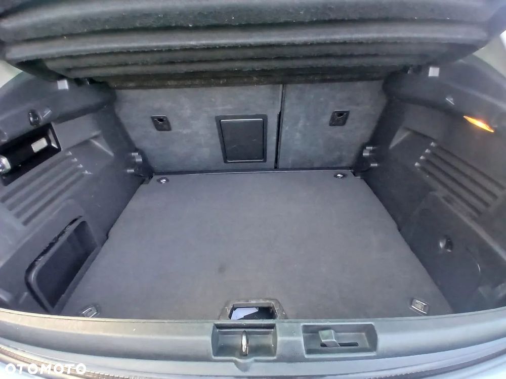 Peugeot 3008 1.6 HDi Access - 29