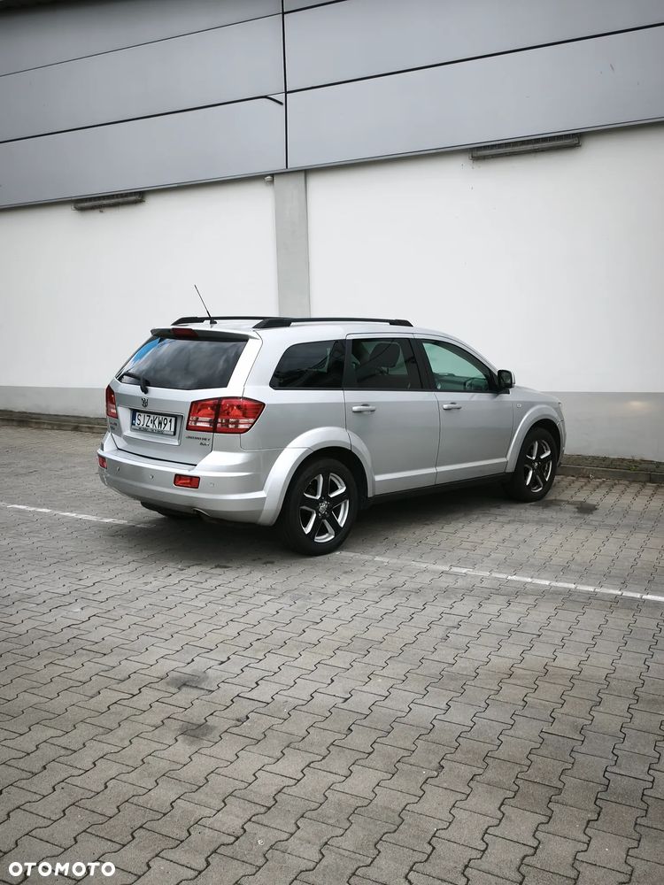 Dodge Journey 2.0 CRD SXT - 19