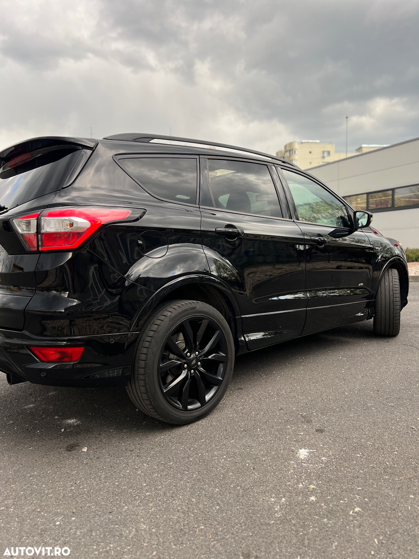 Ford Kuga 2.0 TDCi 4x4 Aut. ST-Line - 2