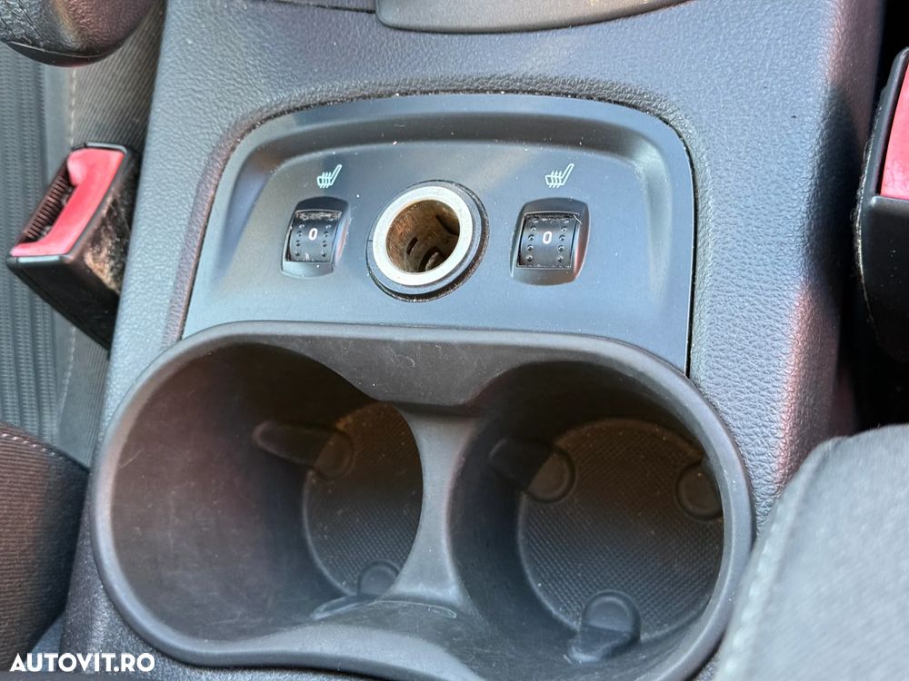 Ford Focus 1.6 TDCI DPF Trend - 18