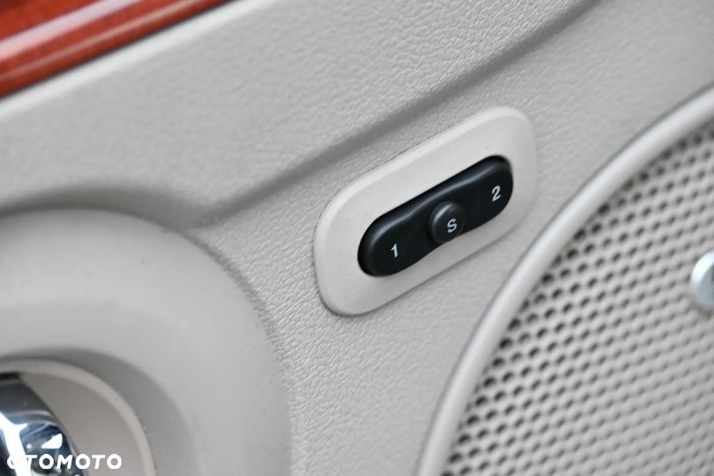 Jeep Commander 3.0 CRD DPF Automatik Limited - 23