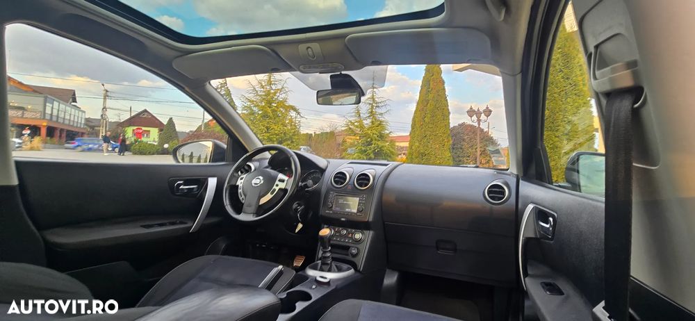 Nissan Qashqai 1.6 DCI 4 x 4 DPF Start/Stop tekna - 9